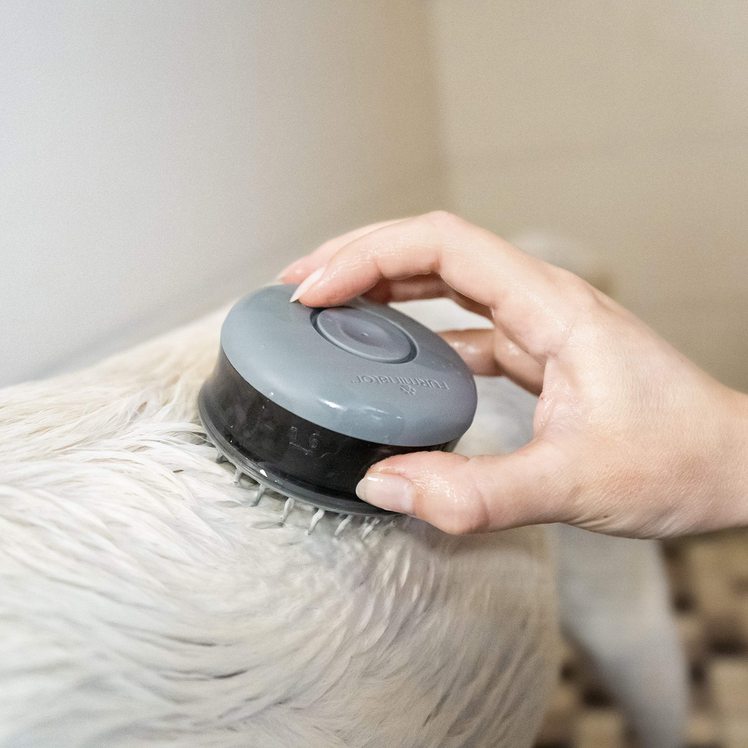 furminator-shampoob-rste-hunde-katzen-badeb-rste-fellpflege image 6