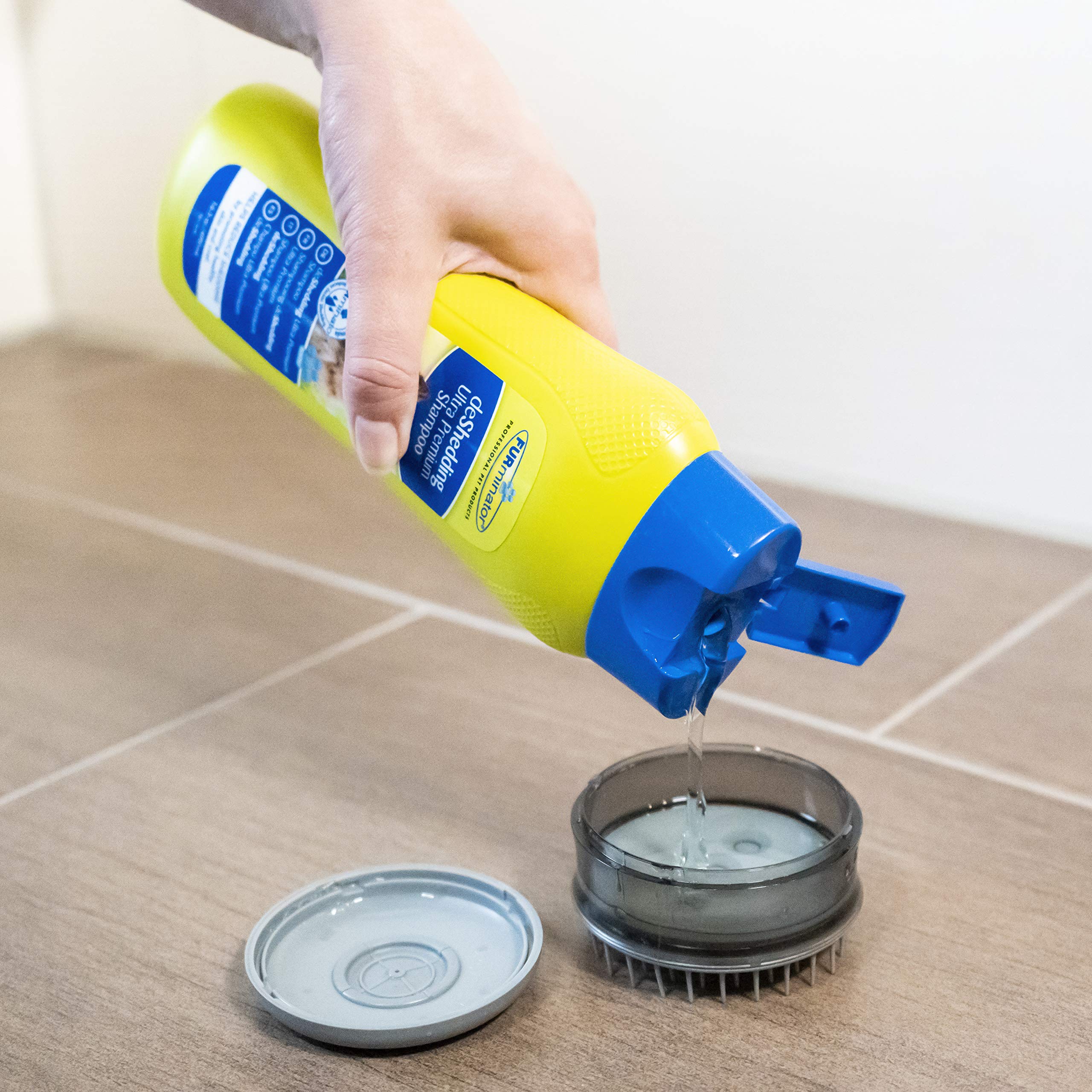 furminator-shampoob-rste-hunde-katzen-badeb-rste-fellpflege image 5